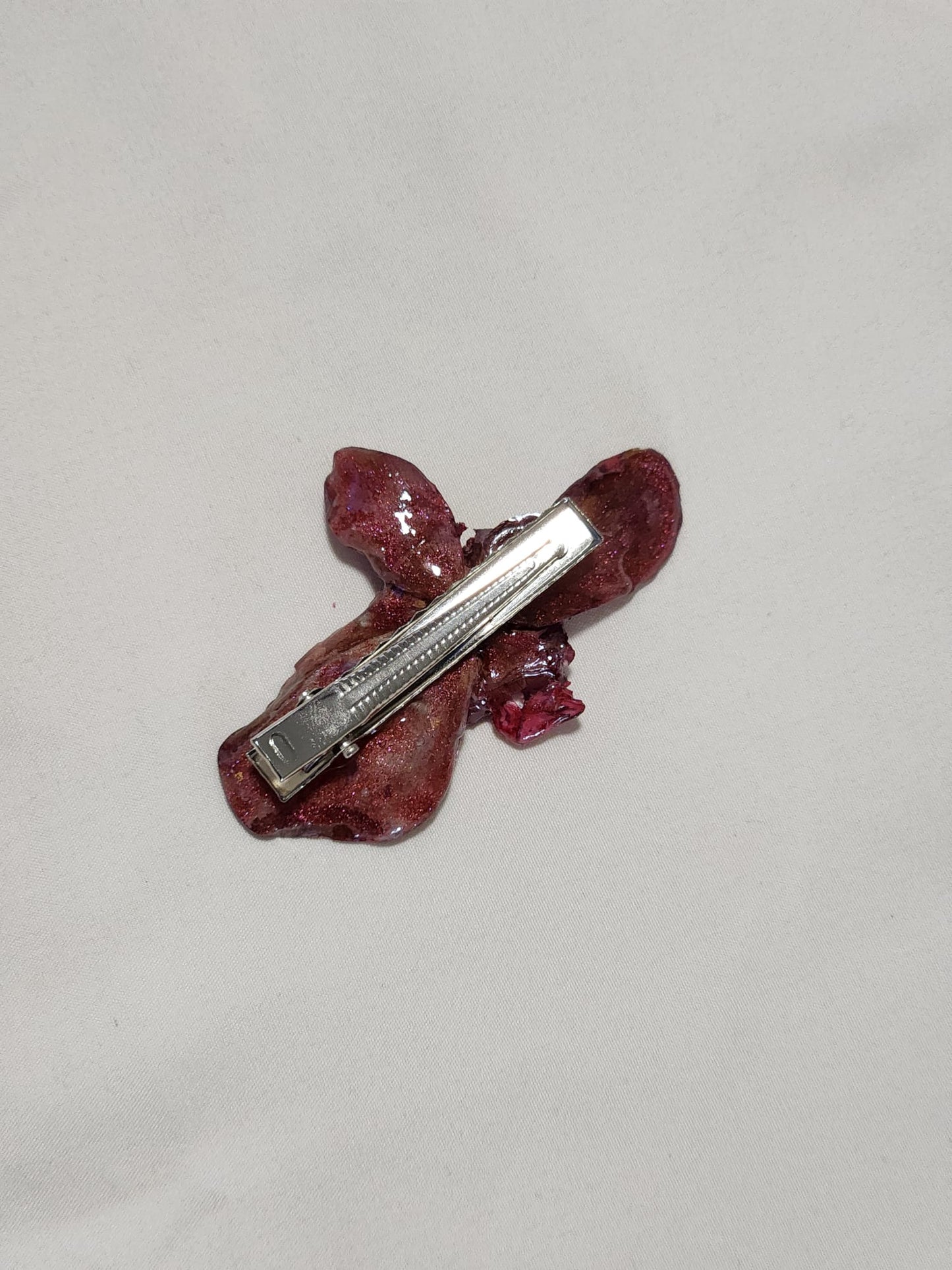 hebilla flor roja